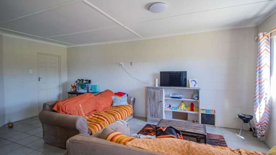 3 Bedroom Property for Sale in Hooikraal Western Cape